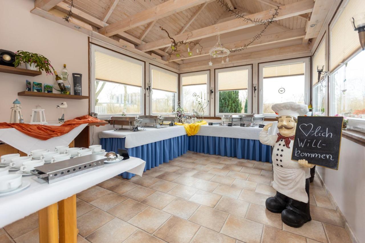 Pension Zum Lindeneck Lübz 外观 照片